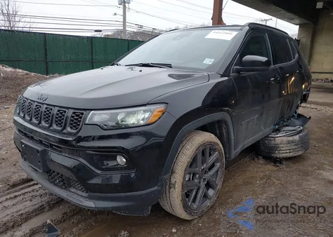 2026 Jeep Compass Limited Altitude z USA, uszkodzony, nr VIN 3C4NJDCN7TT151295